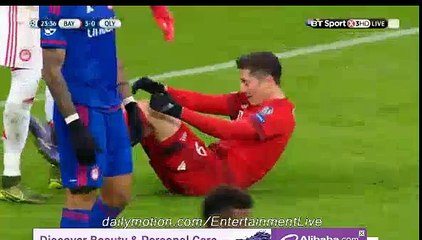Roberto Lewandowski Gets INJURED  Bayern 3-0 Olympiakos