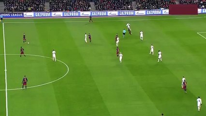 FC Barcelona vs. AS Roma 24-11-2015 - The build-up to Messi's first goal vs AS Roma