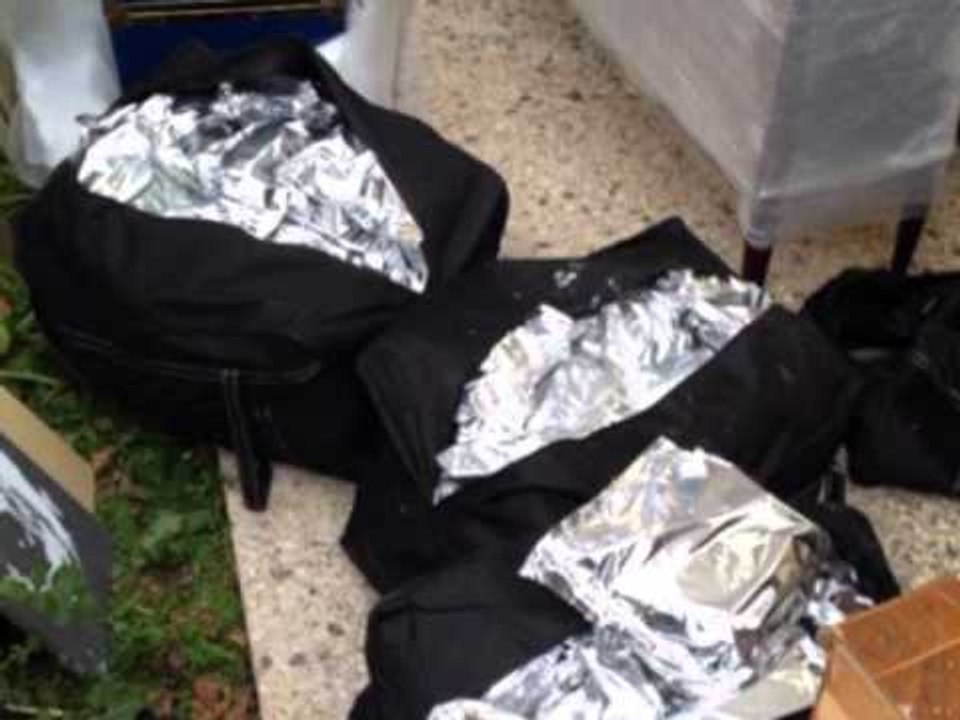 KAPEN 900 KG HASHASH POLICIA GREKE SEKUESTRON DROGEN NE PRANGA SHQIPTARET LAJM