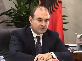 MINISTRI HAXHINASTO QEVERIA DO VERIFIKOJE PUNEN E NDERTUESVE NE VEPRAT PUBLIKE LAJM