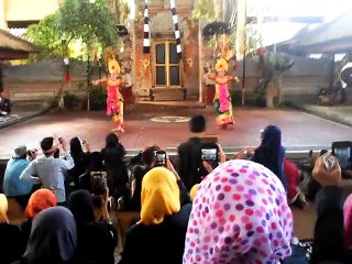Balinese Barong Dance Part 6