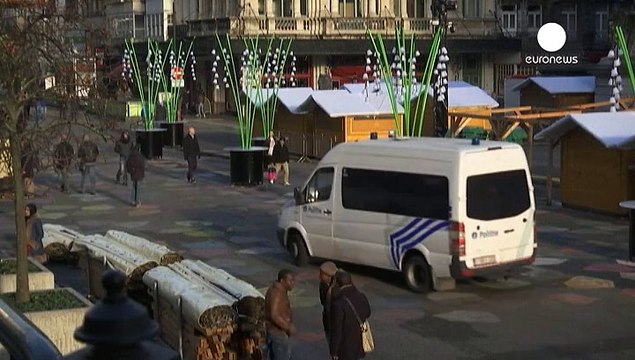 Mantém-se alerta máximo em Bruxelas até segunda-feira