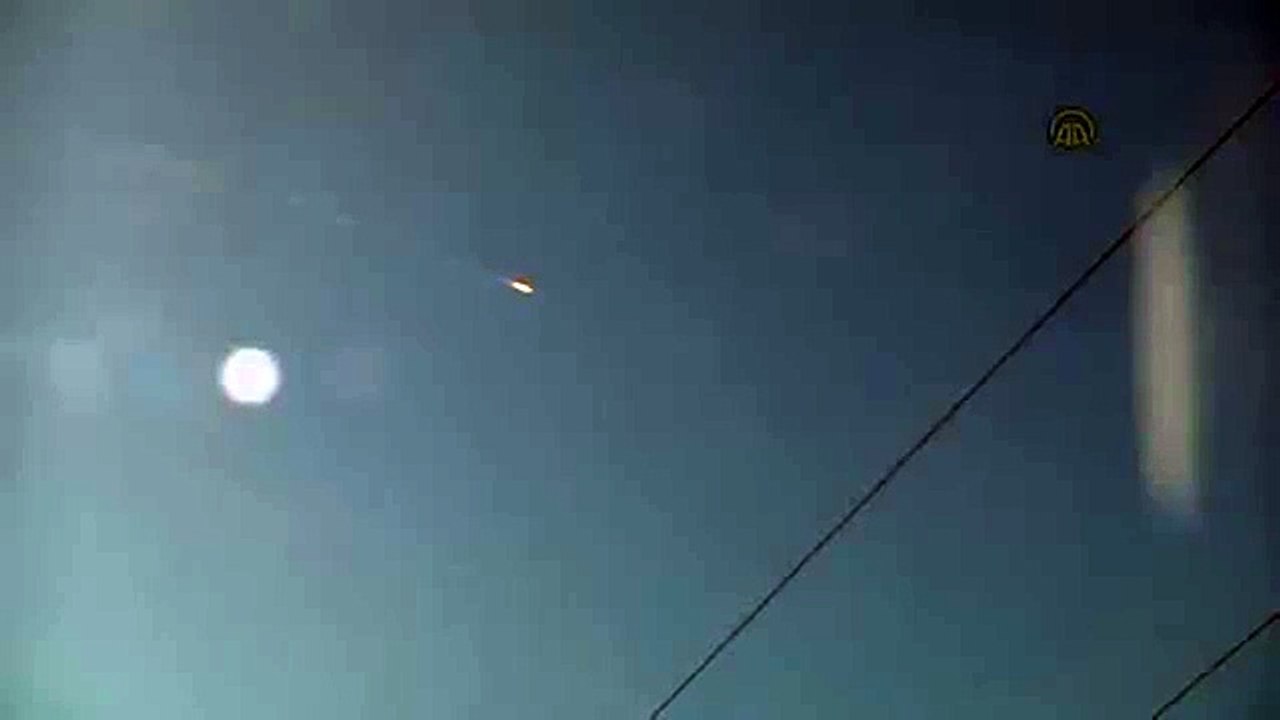 (VIDEO) DETIK-DETIK JET TEMPUR RUSIA DITEMBAK DAN JATUH MELEDAK HEBAT