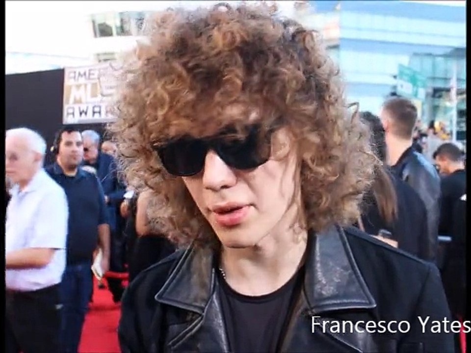 LA Music Examiner Interview: 2015 American Music Awards Red Carpet - Francesco Yates
