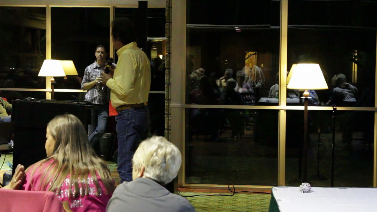 Morris sings 'I'll Remember You' Sheffield Remembers 2014