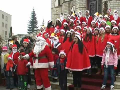 VITI I RI NE KORÇE QYTETI PUSHTOHET NGA ATMOSFERA E NDERRIMIT TE VITEVE LAJM