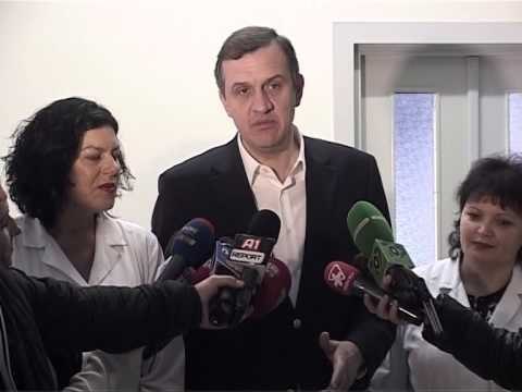 FEMIJA I PARE PER 2014 MINISTRI I SHENDETESISE BEQJA VIZITE NE MATERNITETET E TIRANES LAJM