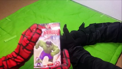 Spider-man The Incredible Hulk Peppa Pig Batman Venison Steaks with Kinder Surprise Egg un