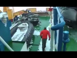 NGEC ANIJA KINEZE SHKOI NE ANTARKTIDE PER TE SHPETUAR NGA AKUJT ANIJEN RUSE LAJM