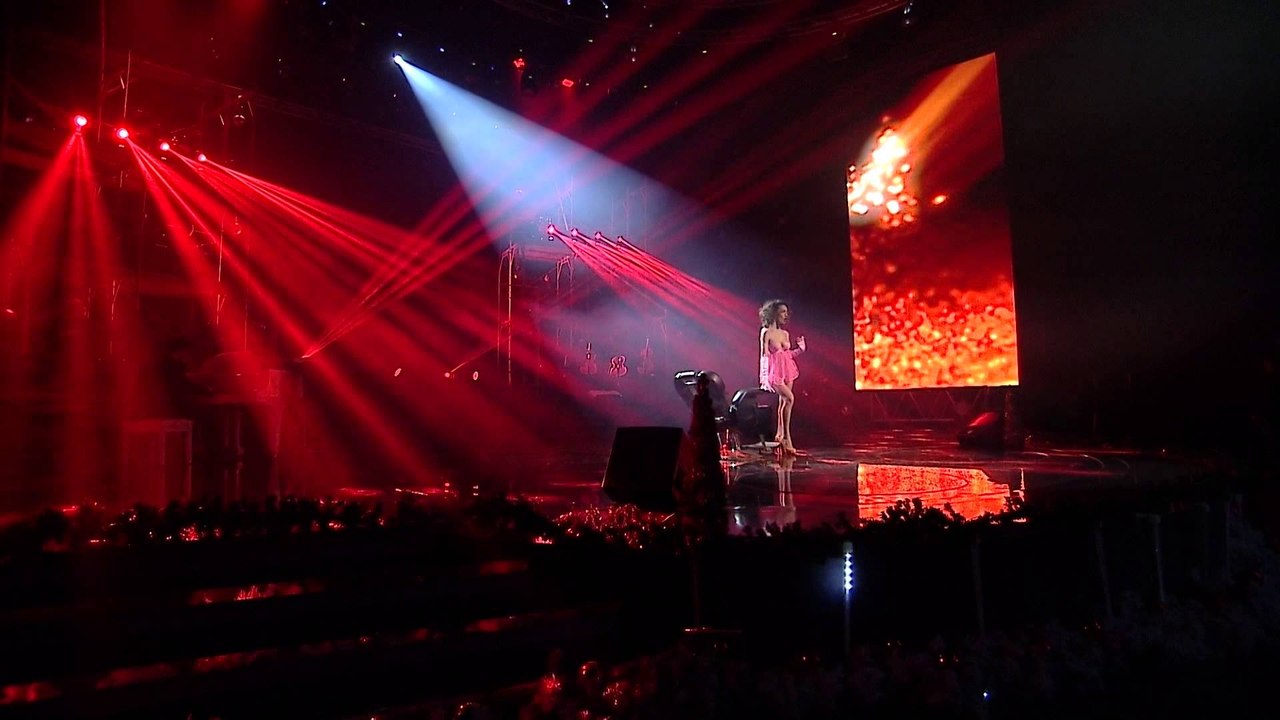 Mbrëmje Gala - Klaudia Pepa - Long John