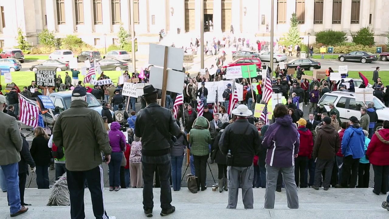 Syrian refugees in US fear for those left behind