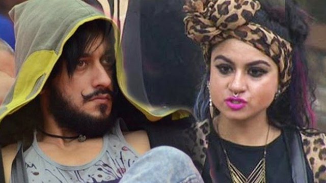 Priya Malik Blames Rishabh Sinha For Being $EXUAL With Her | Bigg Boss 9