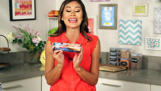 A Supersized Pretzel For the Whole Party