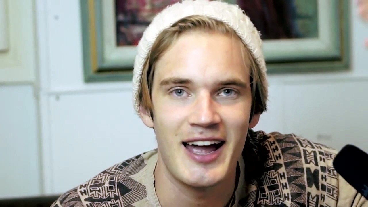 YouTubers React to YouTube Comments System