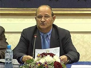 TRANSPORTI URBAN NESER NE TIRANE GREVE GJATE PARADITES PER KATER ORE LAJM