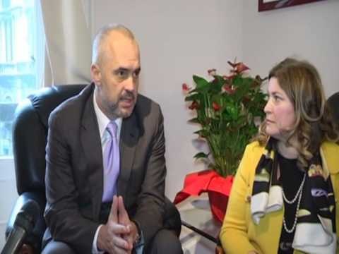 VIZITA E RAMES NE MILANO KONSULLATA DO JETE E HAPUR EDHE PER SHQIPTARET E KOSOVES LAJM