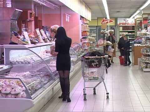 RRITEN ÇMIMET NE VEND INSTAT, ME SHTRENJTE JANE HOTELET DHE MALLRAT E KONSUMIT LAJM