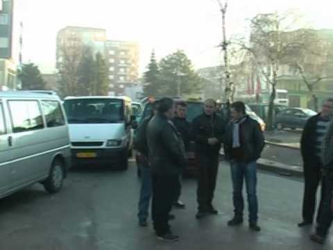 FUND UDHETIMIT ME FURGONA HAXHINASTO E TAHIRI PREZANTOJNE MASAT KUNDER AKSIDENTEVE LAJM