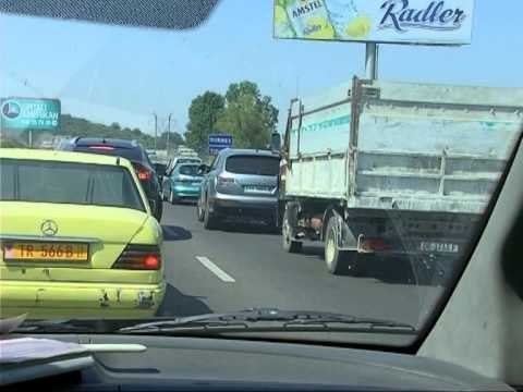 MASAT KUNDER AKSIDENTEVE TAHIRI PROPOZON BURG PER SHOFERET E DEHUR DHE PA PATENTE LAJM