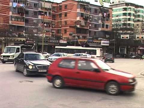 KUSH I SHKAKTON AKSIDENTET NE 73 % TE RASTEVE FAJTOR JANE DREJTUESIT E AUTOMJETEVE LAJM