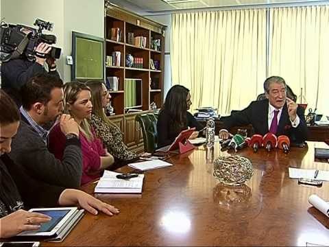 PROTESTA E OPOZITES BASHA DHE BERISHA BEJNE THIRRJE PER MARSHIMIN E 20 SHKURTIT LAJM