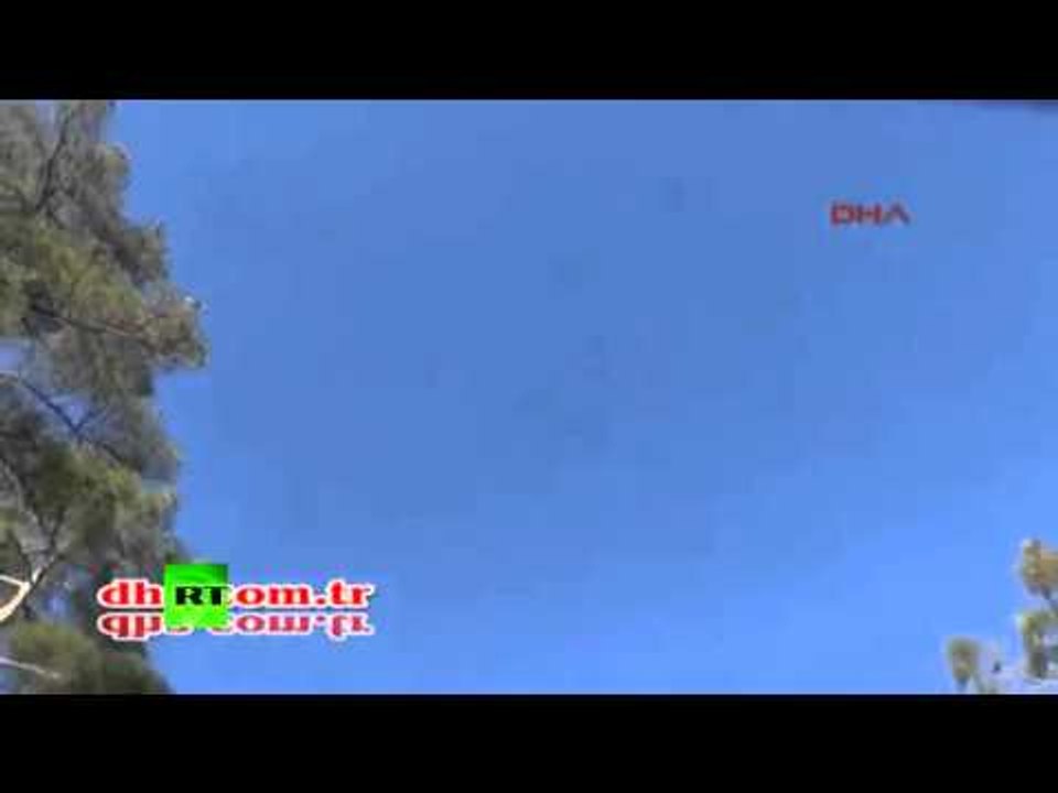 Su-24M crash: Militia shooting at Russian pilots parachuting after plane was downed over Syria
