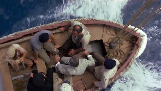 Les Naufrages du lagon bleu