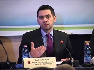 "2015 FUNDI I MONOPOLEVE" TRYEZA PER EKONOMINE,BIZNESI APEL PER KONKURRENCE TE LIRE LAJM