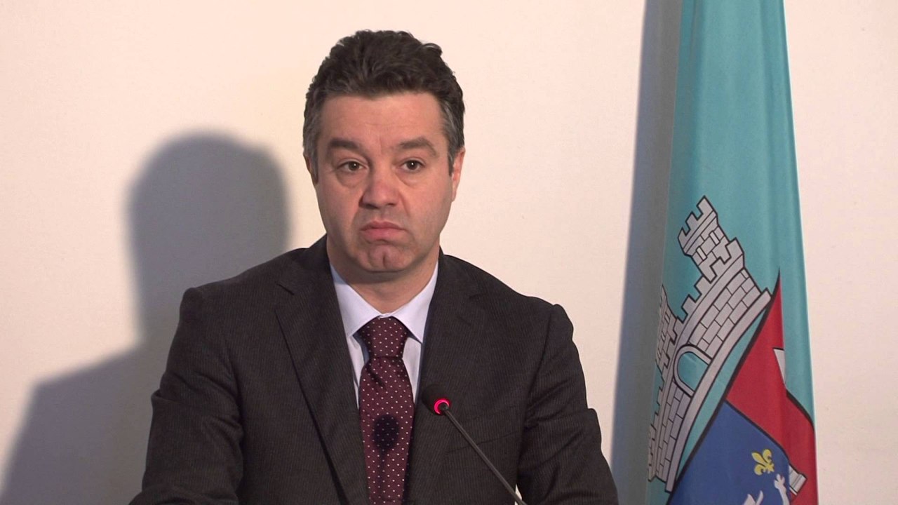 BOZDO: RAMA KA BLLOKUAR PUNIMET E BULEVARDIT
