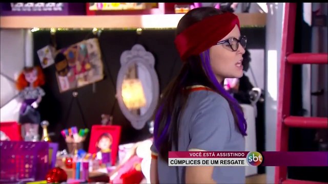 Cúmplices de Um Resgate (18/08/15) Isabela acusa empregados da casa de roubo
