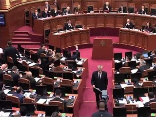 TENSION NE KUVEND AKUZA TE NDERSJELLTA MES PALEVE PER NXITJE TE KONFLIKTIT LAJM