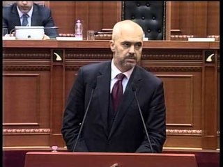 INTERPELANCA PER RENDIN TOPALLI AKUZA KRYEMINISTRIT PER RRITJE TE KRIMINALITETIT LAJM