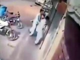 CCTV Footage: Policeman shoots two dacoits