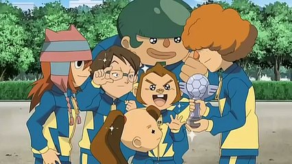 นักเตะแข้งสายฟ้า ที่ 27 vidéo