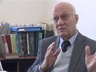 SHUMESIT E EMRAVE GJUHETARET PROPOZOJNE DISA NDRYSHIME NE GJUHEN SHQIPE LAJM