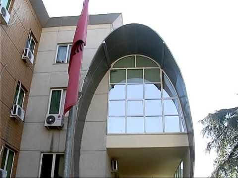 BIZNESI REAGON PER TAKSAT SIPERMARRESIT SHOHIN SI ZGJIDHJE LUFTEN NDAJ INFORMALITETIT LAJM