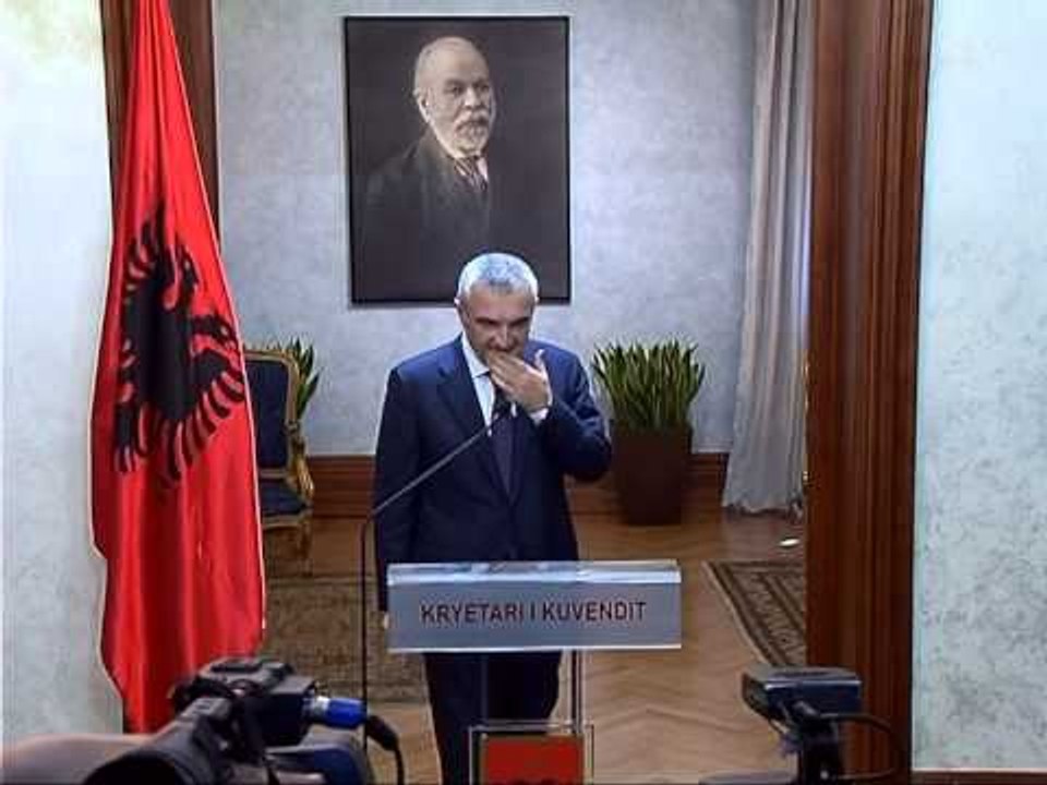 KREU I SHISH TE NISHANI "SHQIPTARET NE SIRI" ISHTE TEMA E DISKUTIMIT NE PRESIDENCE LAJM