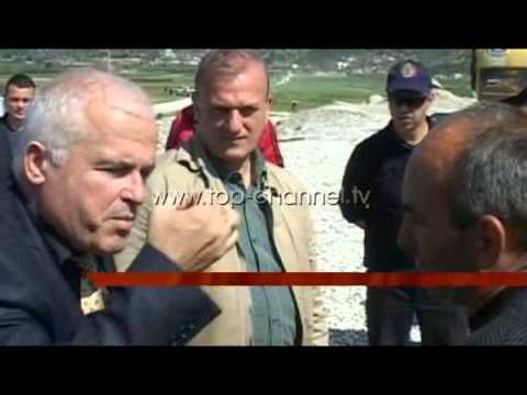 Shkatërrohen ndërtimet pa leje - Top Channel Albania - News - Lajme