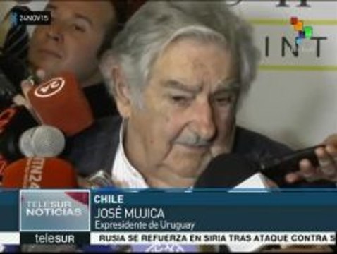 Chile: Mujica dice que todos los pueblos tienen derecho a salir al mar