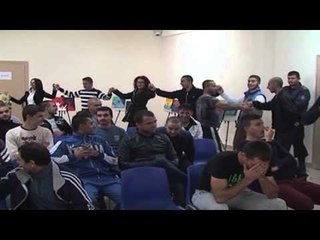 Report TV - Shkolla artistike e Beratit, aktivitet kulturor per te paraburgosurit