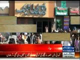 Sargodha - Patient relatives protest against PML-N MPA Dr.Nadia