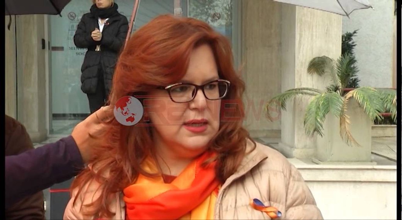 3000 denoncime për 2015, Klosi: Djem dhe burra STOP dhunës karshi gruas  - Ora News