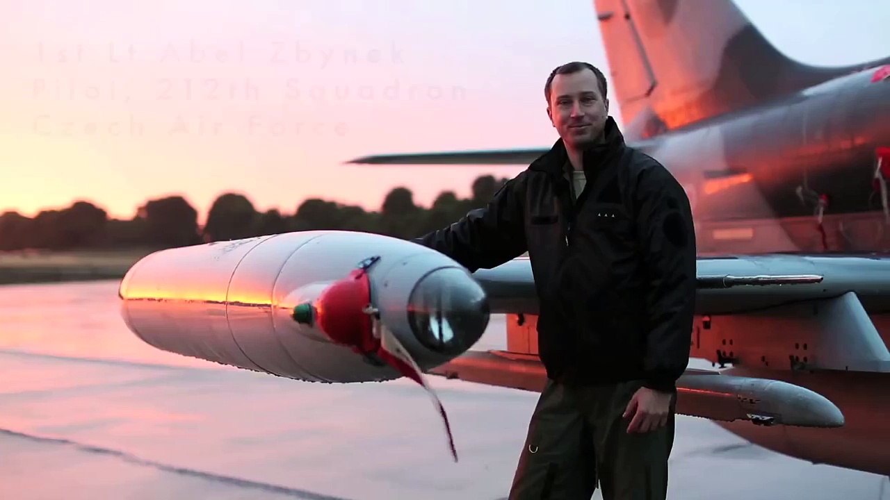 Un pilote de chasse frôle la mort à cause d'un...