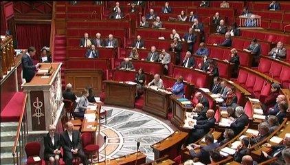 "Non, le régime syrien ne peut en aucun cas être un partenaire", martèle Manuel Valls