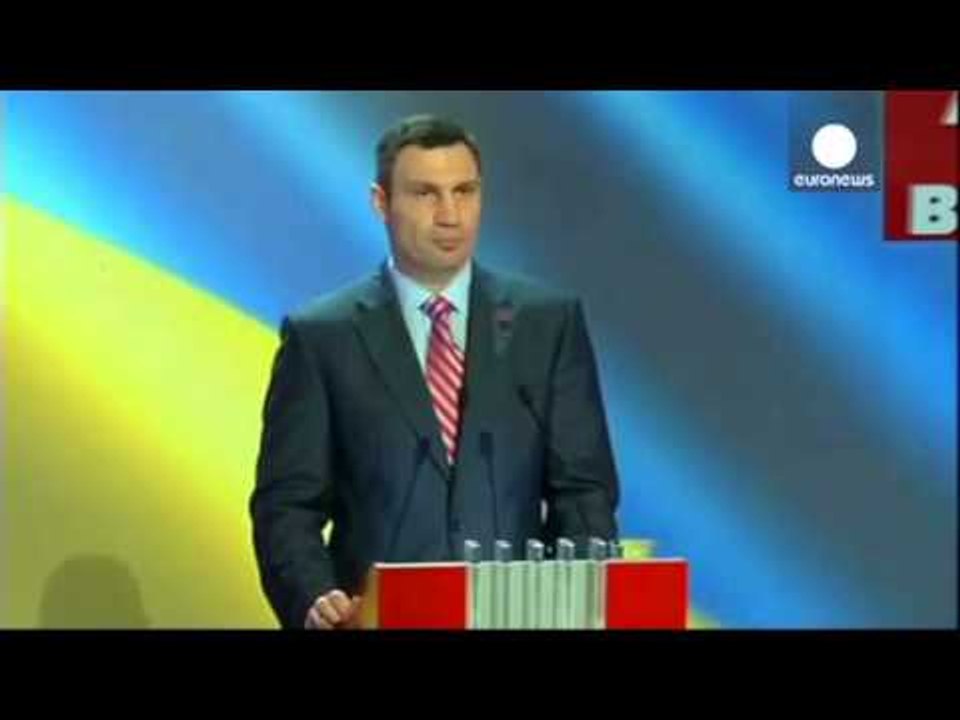 ZGJEDHJET NE UKRAINE KLICHKO HEQ DORE,I JEP MBESHTETJE MILIADERIT POROSHENKO LAJM