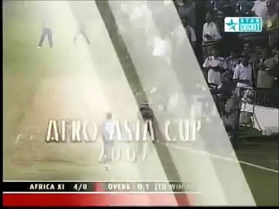 AB DEVILLIERS - NOT -USING- YOUR BAT