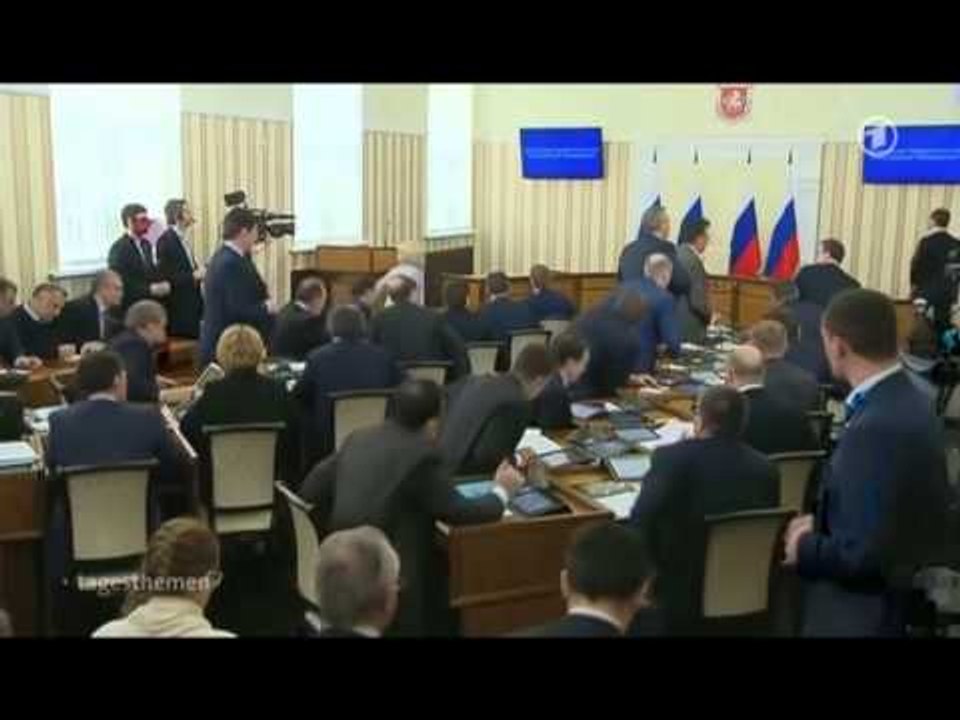 TRUPAT RUSE LARGOHEN NJE PJESE E USHTAREVE RUSE NGA KUFIRI ME UKRAINEN LAJM