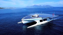 Ségolène Royal visite PlanetSolar, le bateau solaire amarré pour cinq jours à Paris