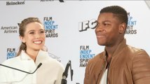 Elizabeth Olsen est chic en annonçant les nominations au Film Independent Spirit Awards