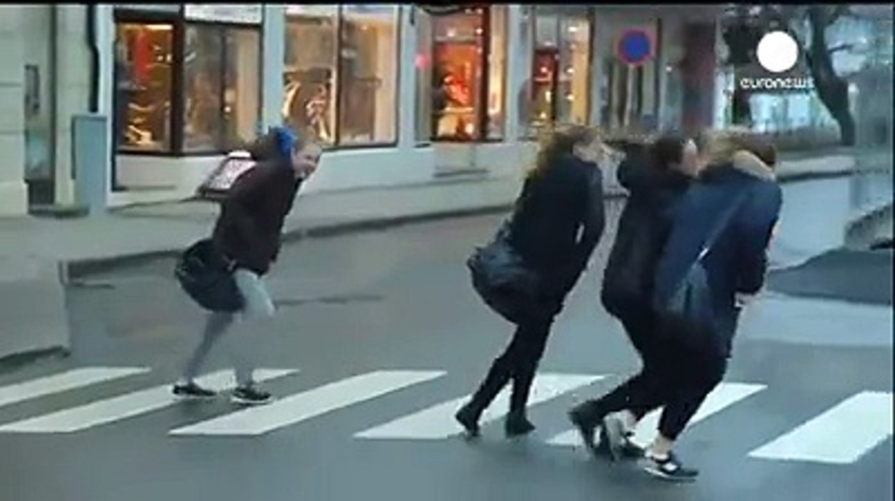 Really strong wind in the city - Norway